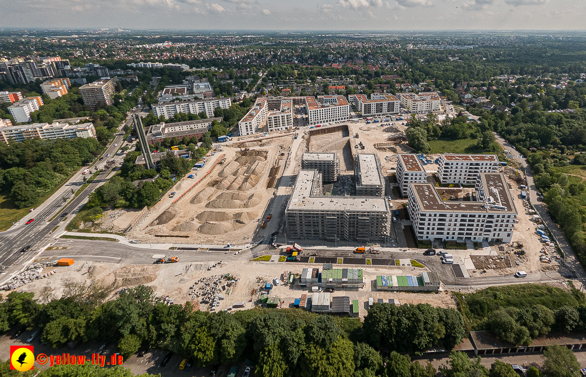 07.06.2023 - Aktuelle Luftbilder aus dem Alexisquartier und Pandion Verde in Neuperlach in München